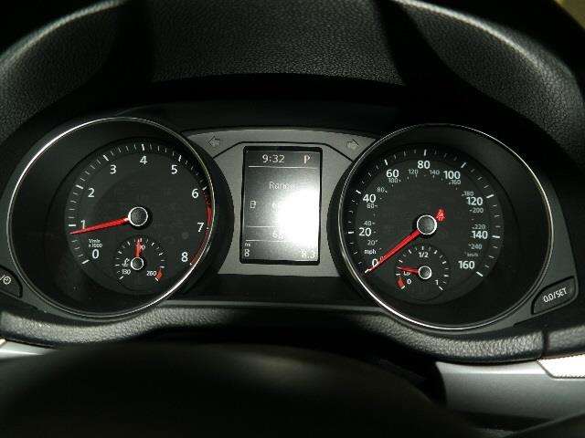 2017 Volkswagen Passat 1.8T R-Line 4dr Sedan